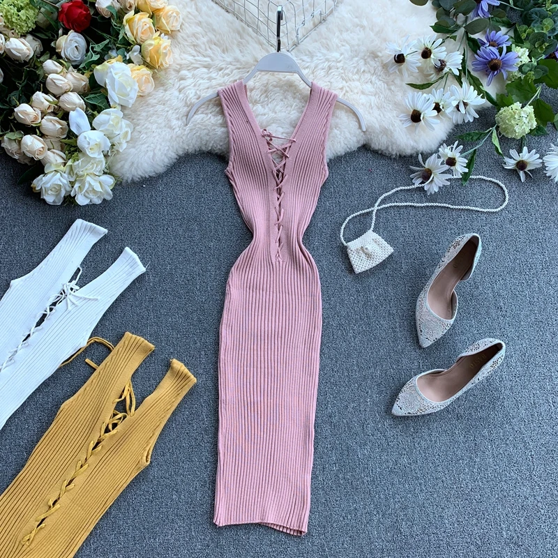 Женское трикотажное мини-платье ALPHALMODA облегающее платье без рукавов с глубоким