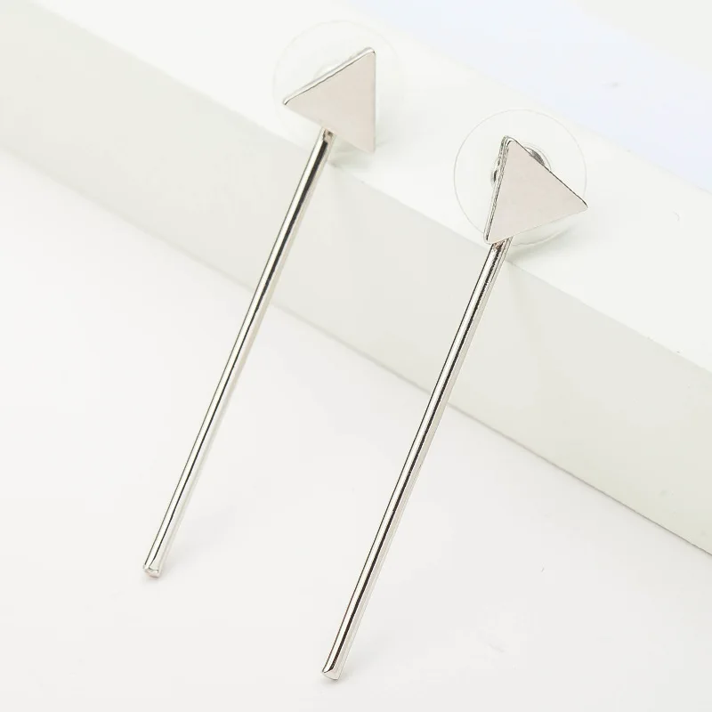 Двухсторонние треугольные серьги с кисточками женские позолоченные