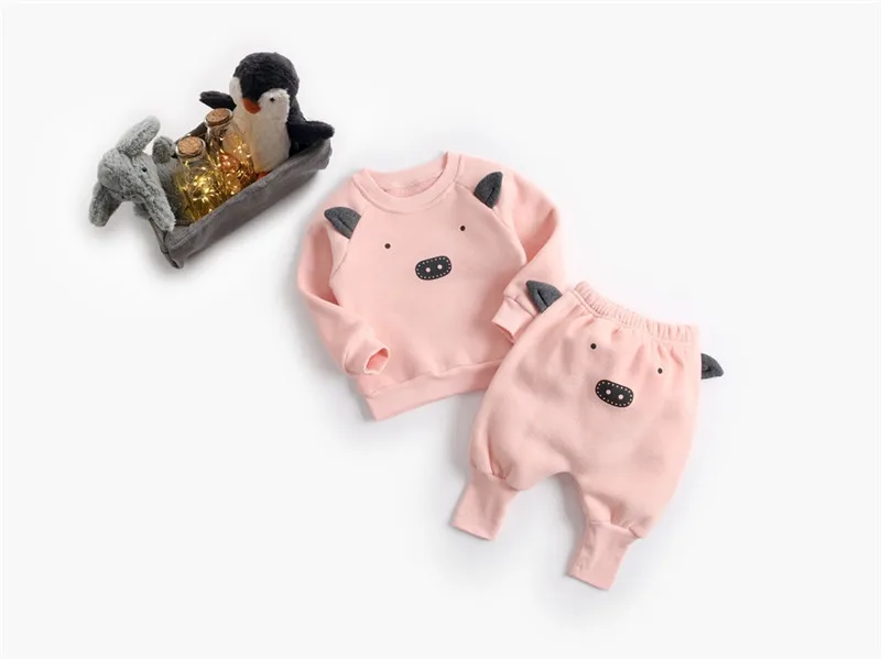 pig Новинка; зимний теплый комплект одежды с героями мультфильмов для маленьких мальчиков и девочек; детская верхняя одежда с рисунками животных из мультфильмов; футболка с длинными рукавами+ штаны; комплект из 2 предметов - Цвет: pig