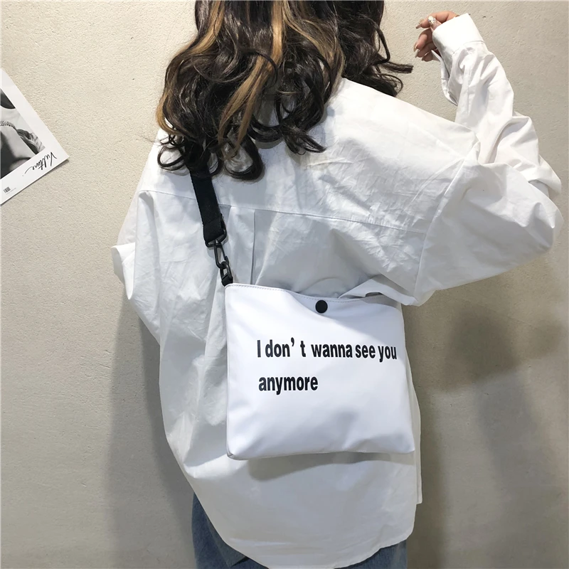 Простая женская сумка через плечо из искусственной кожи с буквенным принтом