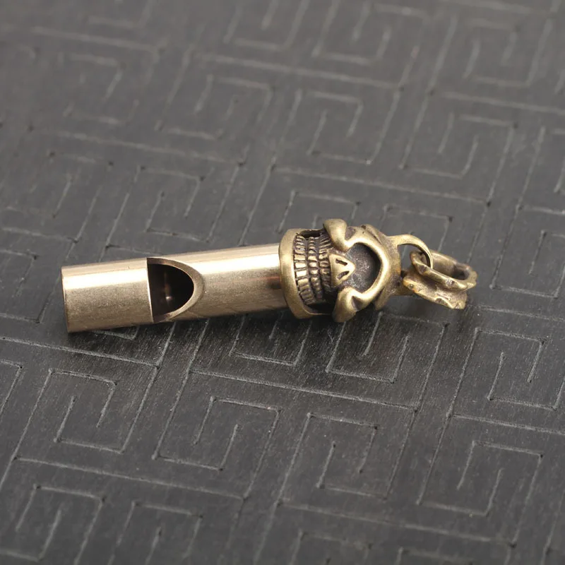 Copper Dragon/Skull Head Keychain Pendants Outdoor Referee Whistle Vintage Key Chains for Wild Survival Whistles Keyring Jewelry