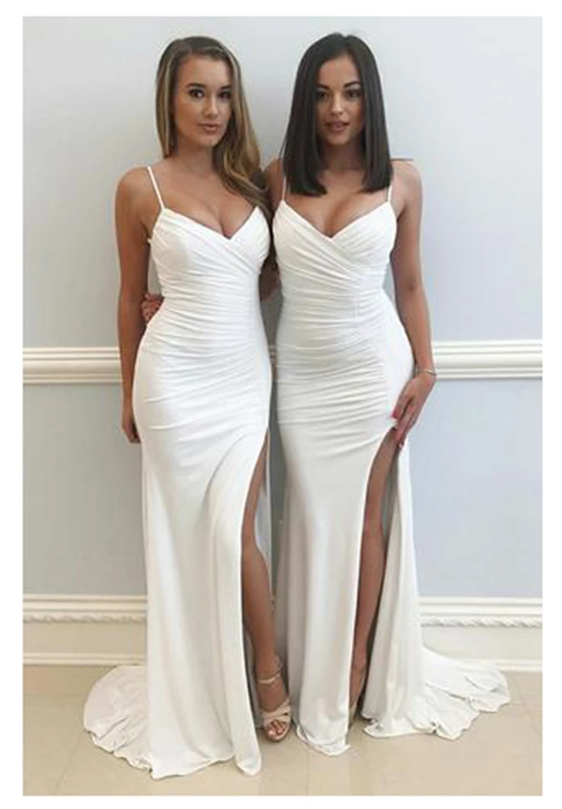 Белые длинные платья с разрезом