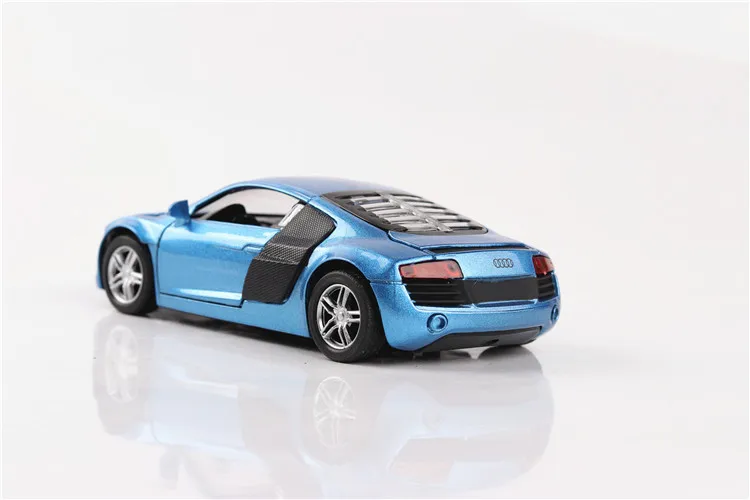 1:32 Audi R8, модель автомобиля из сплава, моделирование, оттяните заднюю дверь автомобиля, звук и свет, матовая по форме спортивного автомобиля, детские игрушки
