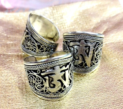 Превосходное кольцо из старого тибетского серебра, 10 шт., кольцо Ом Мани Падме Хум Мантра буддизм Непал, регулируемое кольцо, Бесплатная доставка, унисекс, подарок