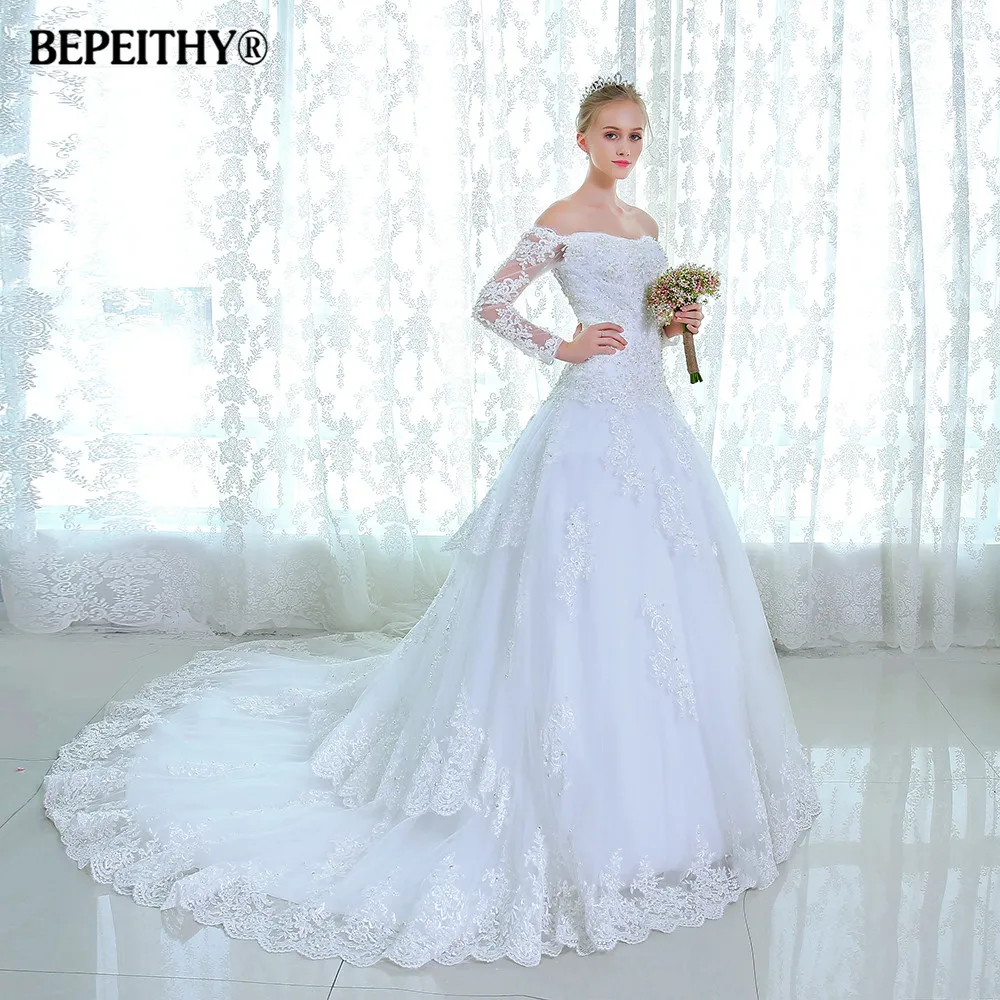 Популярные стильные белые кружевные свадебные платья Украшенные бусинами со