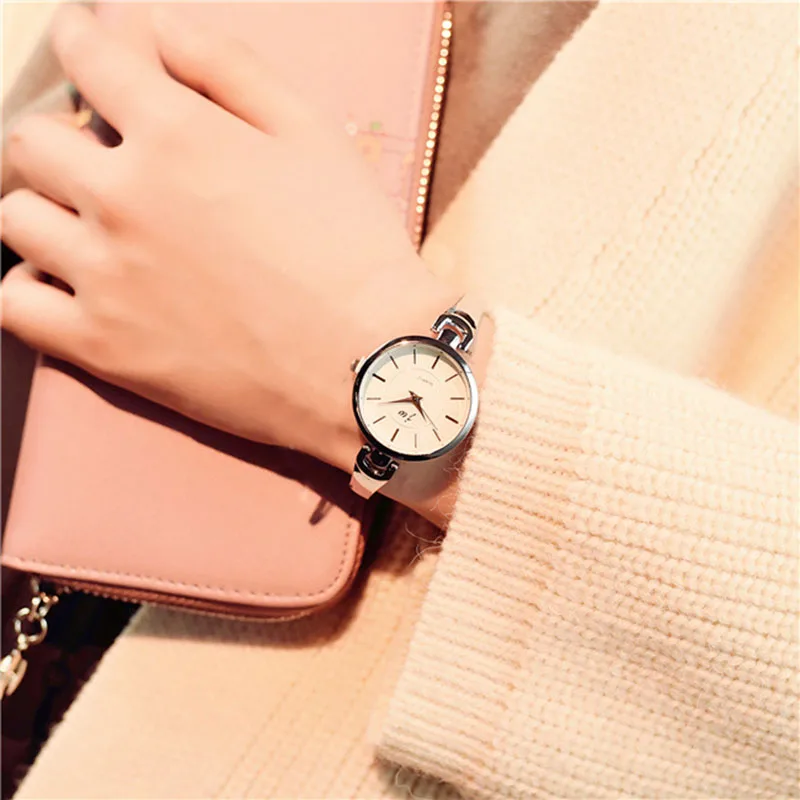 

Newly 1 Pcs Women Lady Student Wrist Quartz Watch Alloy Strap Round Dial Fashion For Business Party DO99