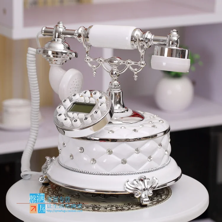 

New fashion diamond high-end antique telephone landline telephone hands-free blue retro styleroom Art Statue