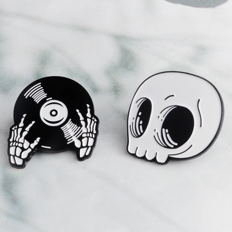 

Fashion Punk Cartoon White Skull Black Skeleton Record Hands DJ Pin Denim Shirt Collar Lapel Pins Buckle Badges Punk Goth Brooch