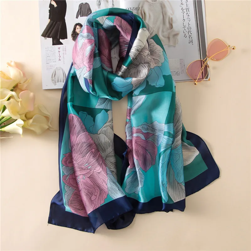 2017 Испания роскошный бренд женские модные лупы Цветочный шелковый шарф шаль