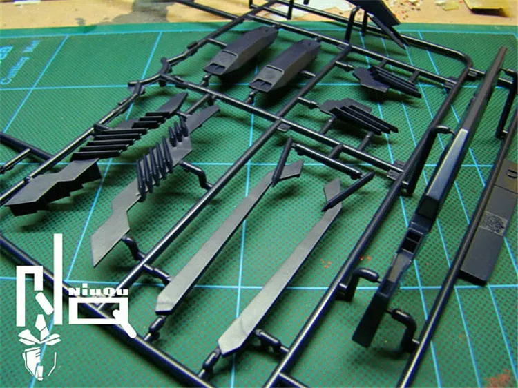 Дракон Момоко модель Gundam MG 1:100 Epyon