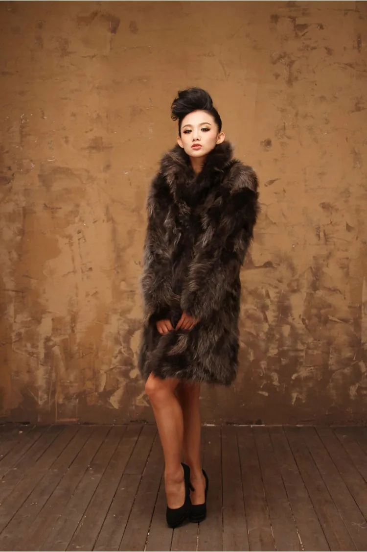 Бесплатная доставка новинка женское длинное пальто из натурального меха енота