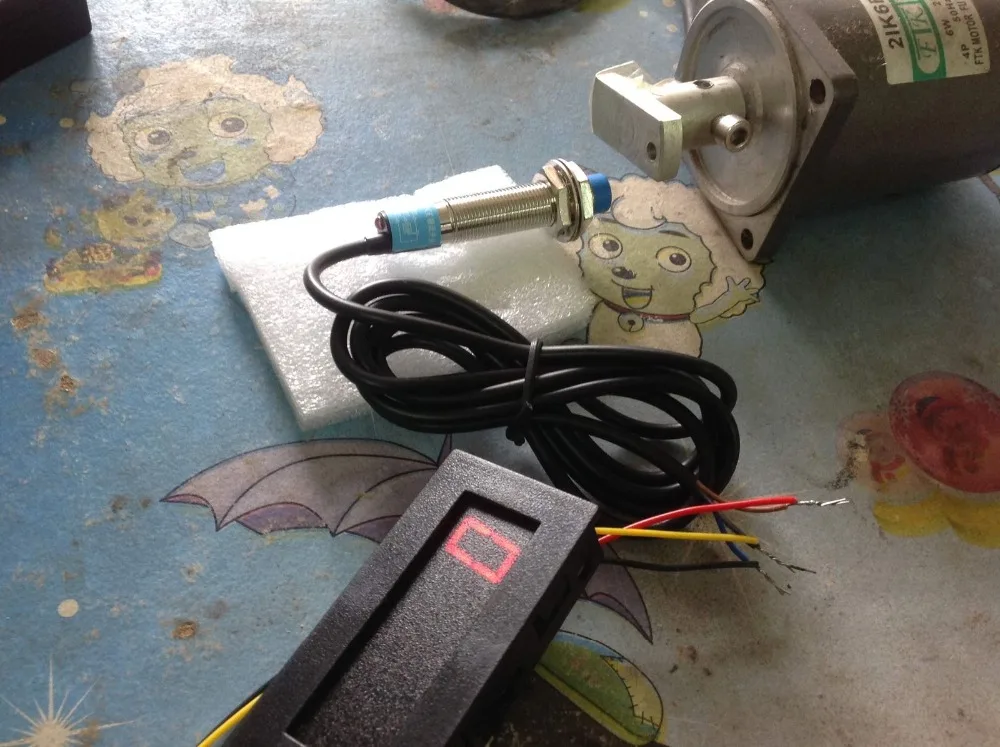 Digital LED Punch Tachometer RPM Speed Meter 9999 speedometer + Hall Proximity Switch Sensor for 12v car Engine motor | Электроника