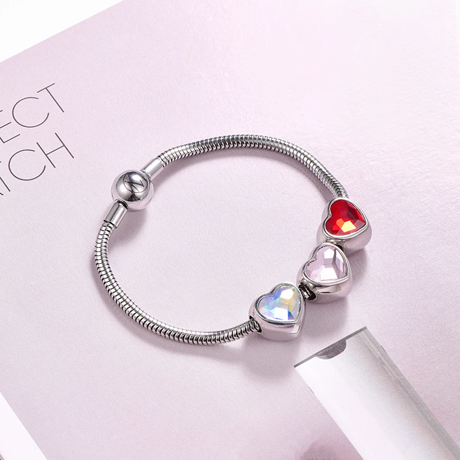 Браслет с кристаллами Сваровски двухсторонний браслет бусинами в форме сердца