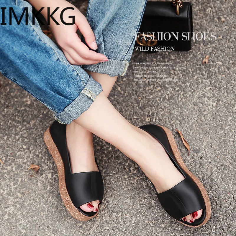 Новые летние женские пластиковые сандалии на платформе женская обувь из