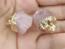 WT-P1449 необычный натуральный розовый цвет камень кулон Золотое покрытие натуральный камень кулон прозрачные кварцевые Подвески для изготовления ювелирных изделий - Окраска металла: as pic