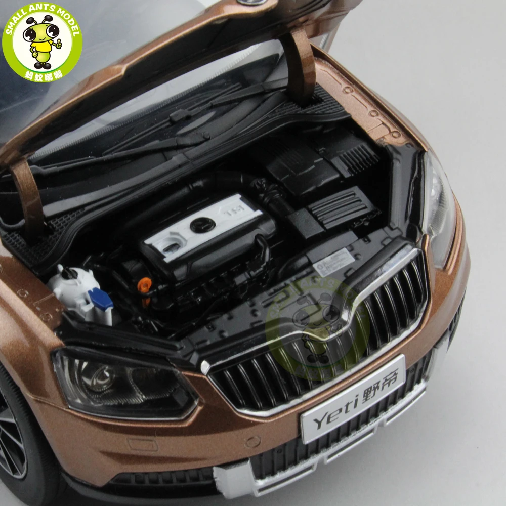 1/18 Skoda Yeti SUV литая модель металлическая модель автомобиля SUV подарок коллекция хобби коричневый