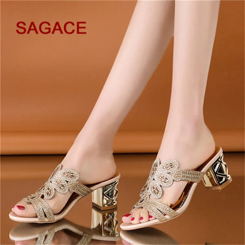 Сандалии женские на толстой подошве с открытым носком в богемном