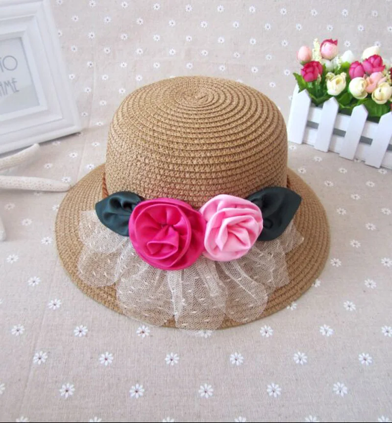Шляпка от солнца с шелковыми розами для девочек двухцветная соломенная детская