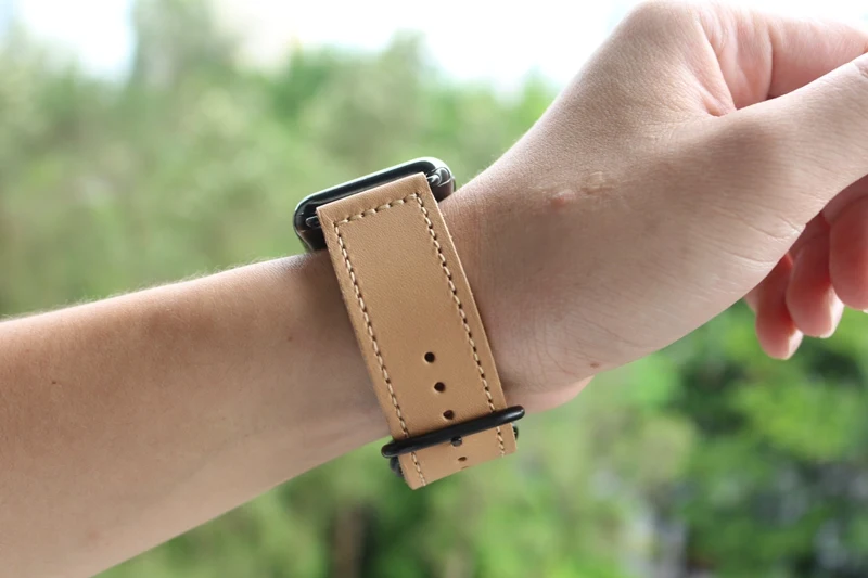 URVOI ремешок для apple watch series 4 3 2 ремешок для iwatch Классическая Пряжка ремешок ручной работы ретро кожаный ремешок 40 44 мм