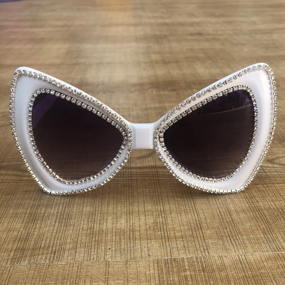 Женские солнцезащитные очки с бабочками большие тени со стразами UV400 2019|Женские