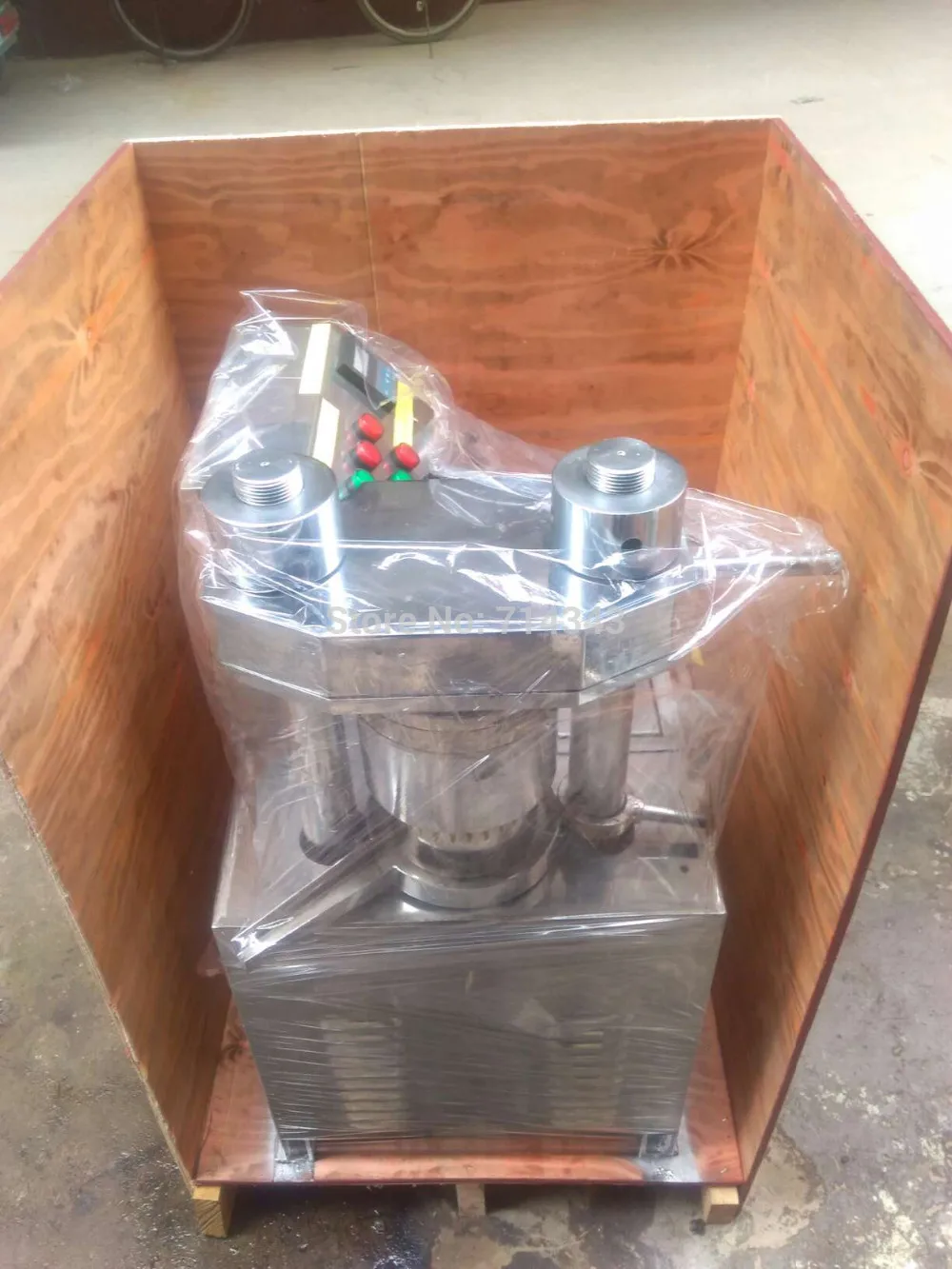 Электрическая машина для холодного прессования полностью автоматизированная