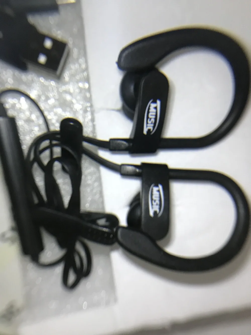 2 шт. преимущества по цене спортивной Bluetooth гарнитуры. Специальная обработка. Вам