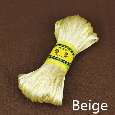 beige Meetee 4 шт.(1 шт. = 20 м) 2,5 мм поделка китайский узел веревка ручное вязаное ожерелье Шнуры ювелирные изделия вечерние подарочные аксессуары Пряжа BD284 - Цвет: beige