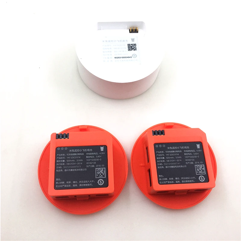 Аккумулятор и зарядное устройство MiTu 920 мАч для Mitu WiFi FPV квадрокоптера дрона