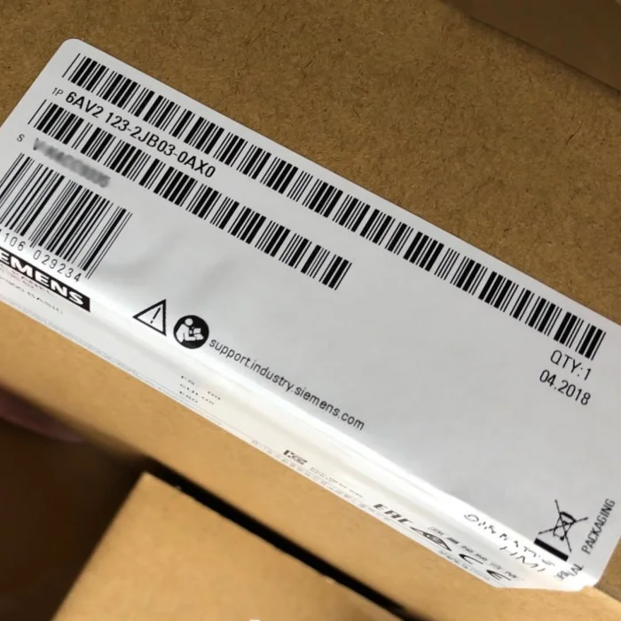 6AV2123-2JB03-0AX0 6AV2 123-2JB03-0AX0 KTP900 SIMATIC сенсорная панель новая оригинальная и быстрая |