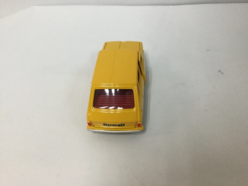 Редкие игрушки Dinky модели автомобилей 1:43 1416 Renault 6 литой Сплав автомобиль