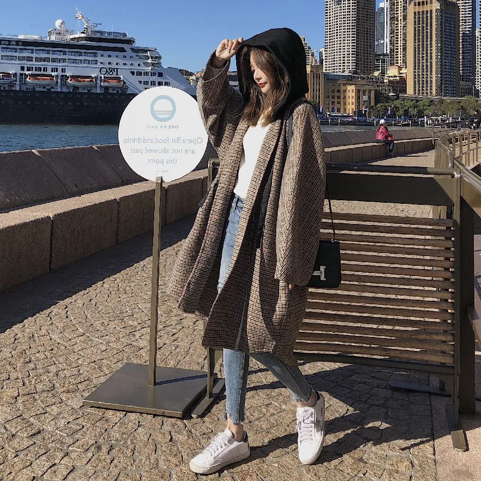 Милое свободное клетчатое женское длинное шерстяное пальто с капюшоном и поясом
