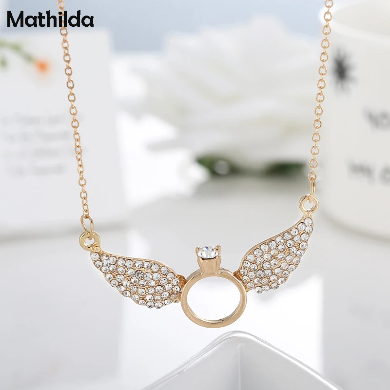 Ожерелье с подвеской в виде крыла кристаллами золотого цвета|necklace pendant gold|stone