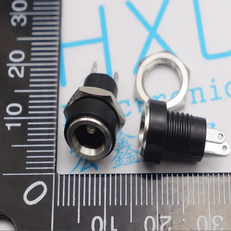 

Оптовая продажа DC022B power jack Гайка монтажные отверстия 5,5*2,1 мм футы transposon