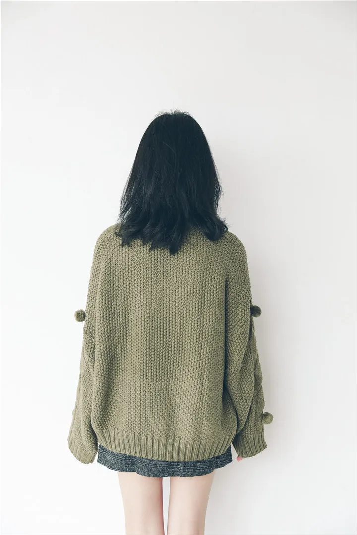 Vefadisa 2017 Autumn Winter New Korea Retro Vintage Green Weave Sexy V Neck 3D Ball Knitting Irregular Women Sweater A748 | Женская