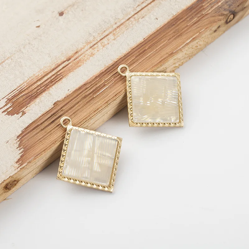 Модные соединители для подвесок из золотого и квадратного сплава с уксусной