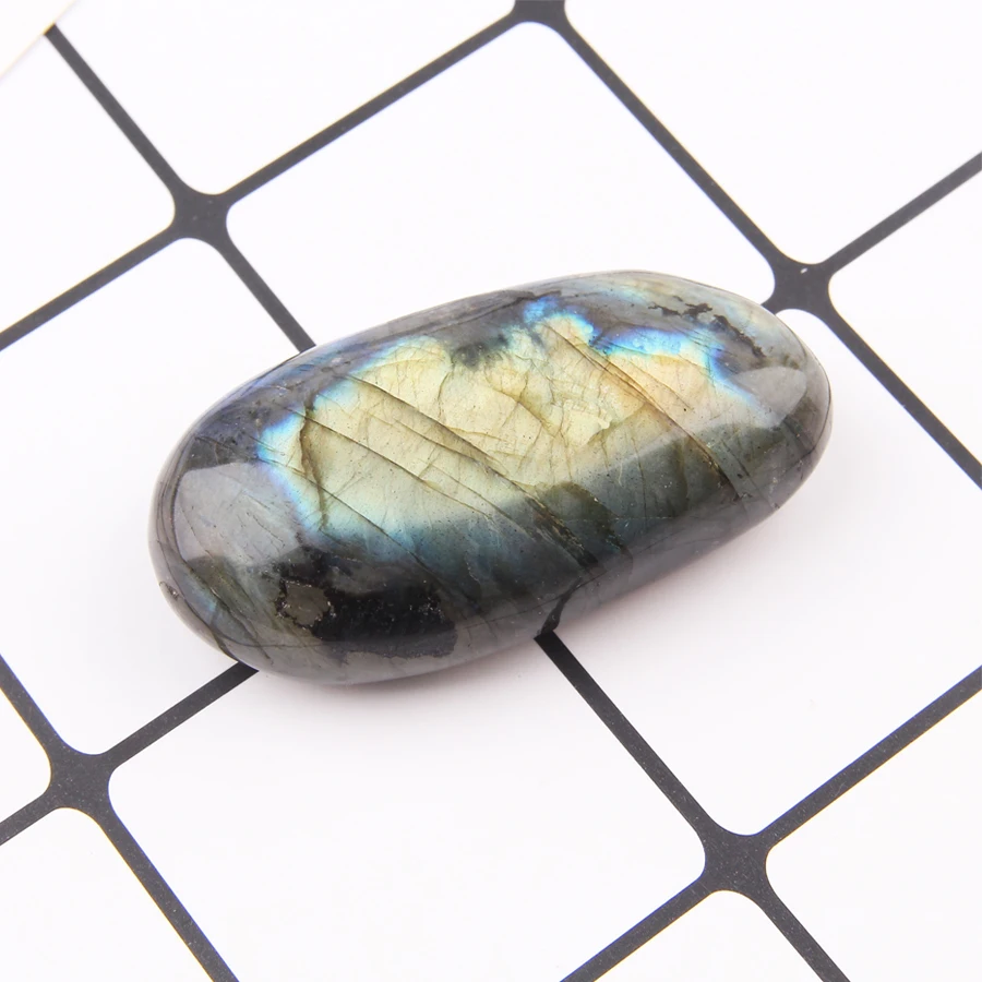 

WALUOLAN Natural Crystal Moonstone Raw Gemstone Ornament Polished Quartz Labradorite craft Fish Tank Decor Stone Healing Stone