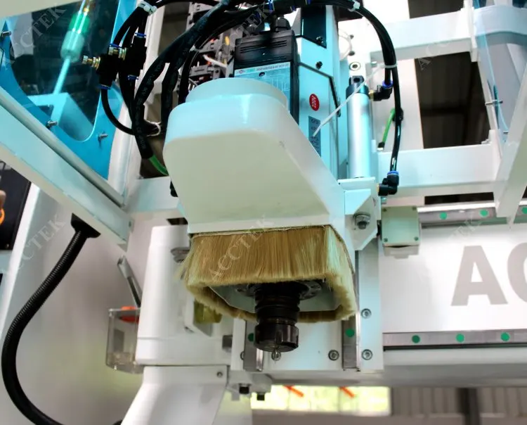 ATC cnc обрабатывающий центр резьба по дереву машина инструмент изменение