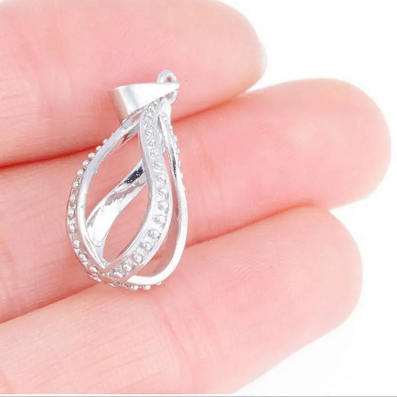 Модное серебряное ожерелье в форме капли светящееся темноте женское с подвеской