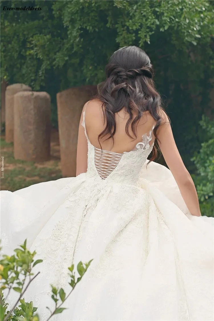 

Luxury Wedding Dressess 2019 Ball Gown Bridal Gowns Appliques Beaded Lace Up Back Robe de mariee Wedding Gowns abito da sposa