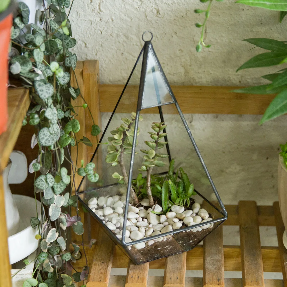 

Modern Pyramid Shape Hanging Planter Glass Geometric Terrarium Succulent Fern Moss Box Planter Flower Pot Gardening Decorations