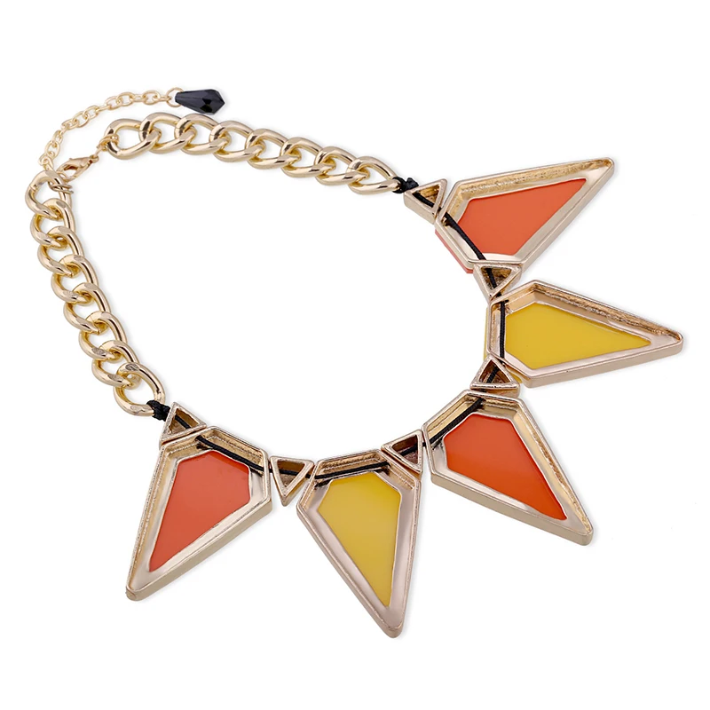 Kaymen Дизайн Ювелирных Изделий Треугольник Смолы Позолоченный Заявление Ожерелье