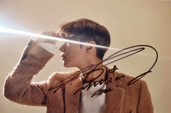 Подпись SHINEE Lee Taemin фото с автографом MOVE ing 6 дюймов Бесплатная доставка 5 версий