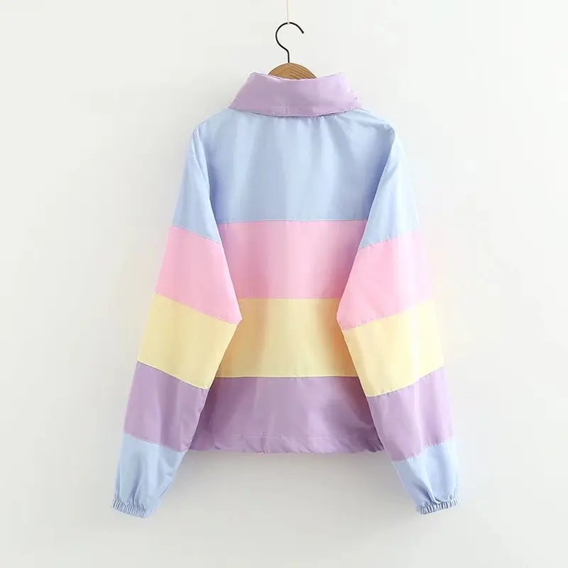 Корейские милые короткие куртки для женщин Harajuku радужные полосатые с капюшоном Плотные хлопковые теплые пальто зимнее пальто для девочек-подростков Kawaii