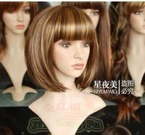 Бесплатная доставка Жаропрочных Cosplay партии ****** ФЕЯ Короткие Темно-Коричневый