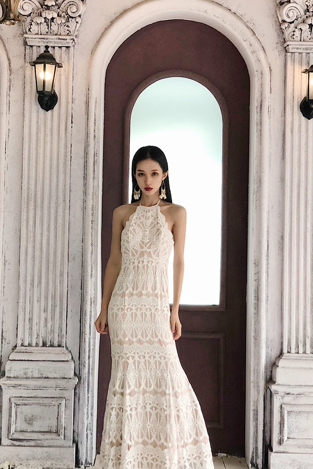 Женское свадебное платье с лямкой на шее кружевное пляжное открытой спиной в