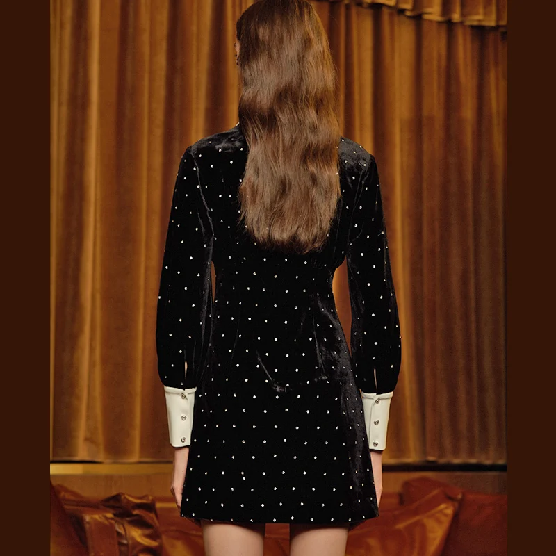 Женское винтажное мини платье черное бархатное с кристаллами и