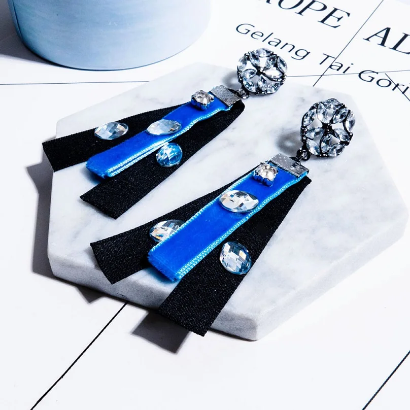 2017 последняя Серьги Лучший подарок ювелирных изделий Лидер продаж мотаться