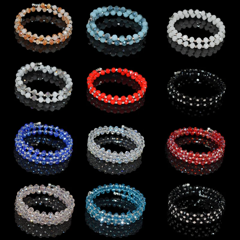 Браслет с кристаллами и искусственными бусинами 2/3 ряда