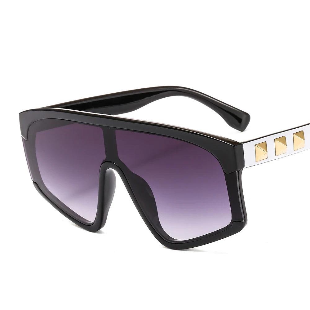 Luxury Punk Sunglasses Women Rivet Oversized Sun Glasses Cool Mirror Lens Glasses Flat Top Gradient Eyewear Oculos De Sol UV400 - Цвет линз: C2black gradual gray