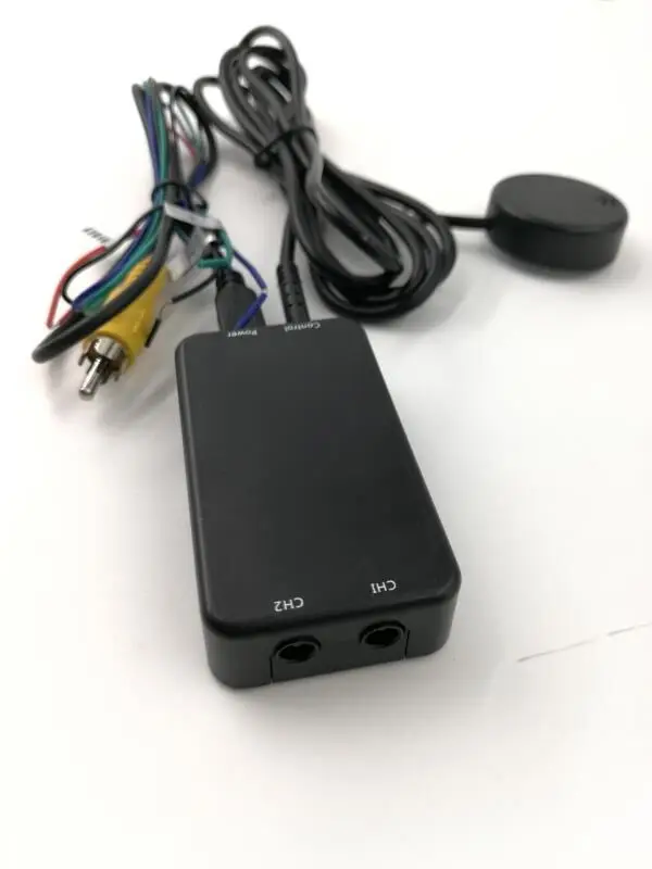 Newest wired 4 pin connector car sound /trigger / button control quad camera switch control box parking aid around camera box - Название цвета: two way